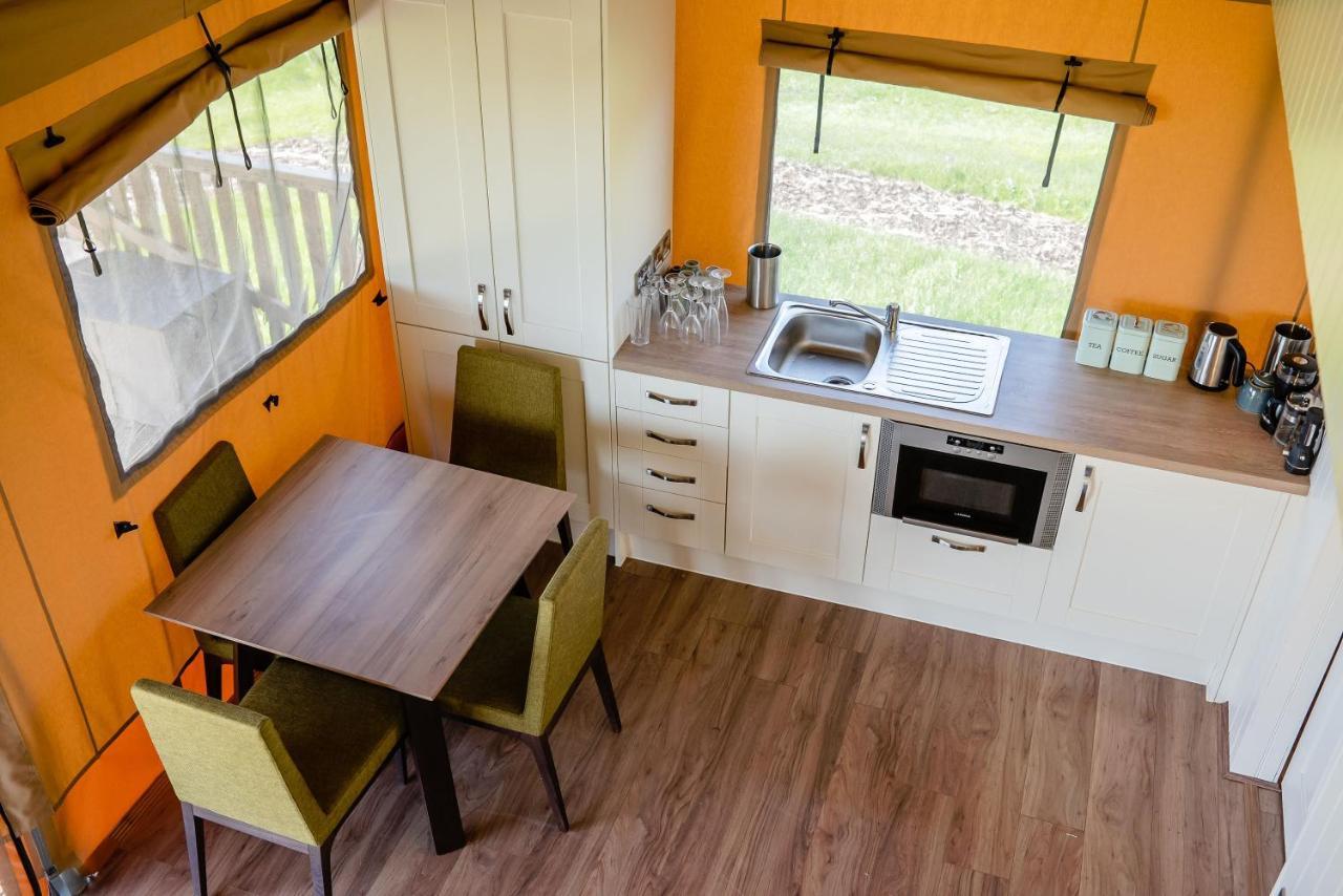 Hencote Vineyard Glamping Village Shrewsbury Exterior foto